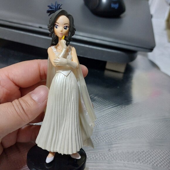 Anime Princess In a Pretty Dress Mini Decor Figurine Action Figure - Picture 1 of 12